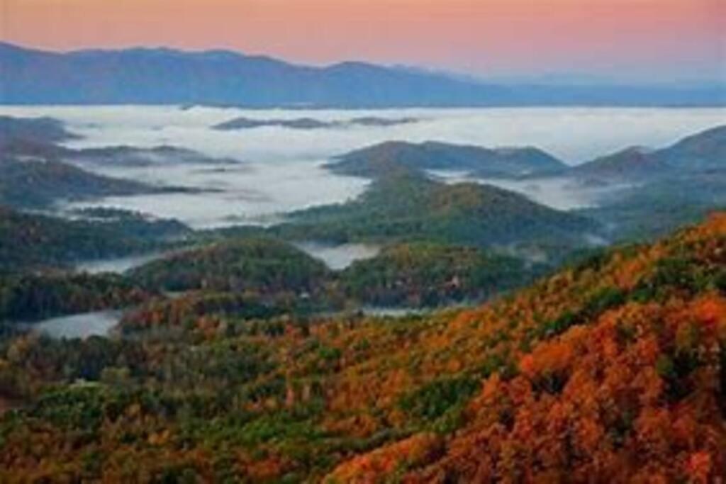 1 Mi To Dollywood Mins To All Attractions & Gsmnp Sevierville Exterior photo